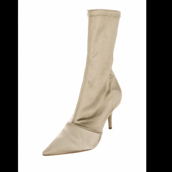 YEEZY
Point-Toe Sock Boots - Picture 5 of 9